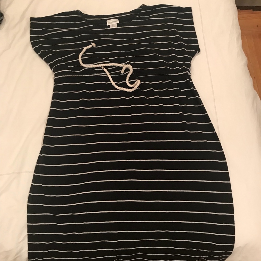 Motherhood Maternity Old Navy Dress Small Lot of 2